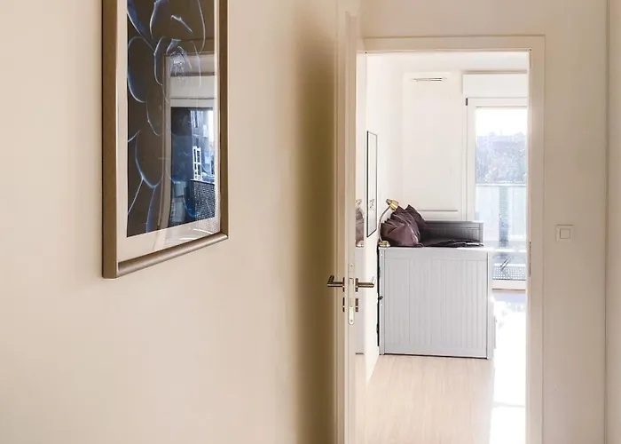 Le Hesingue- Near Airport, Swiss & German Board Apartamento *